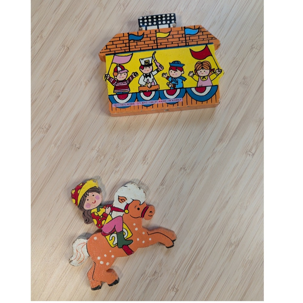 Vintage‎ Wooden Toy Puzzle Piece Horse Rider and House Scene Play Set